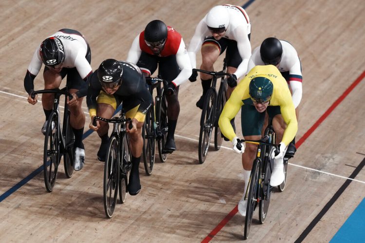 Kenny scores cycling gold for Brits, Valente same for US
